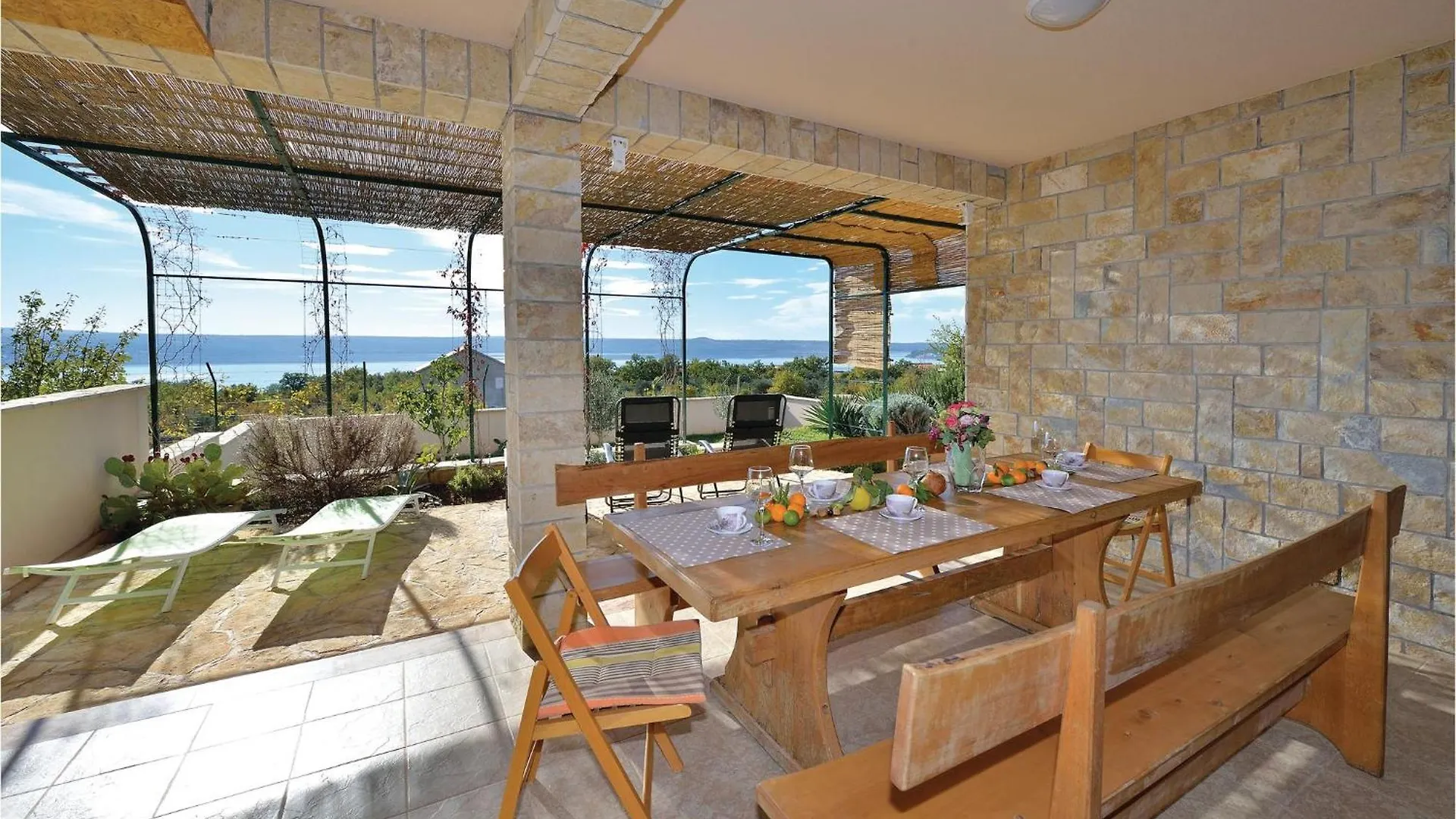 Amazing Home In Maslenica With Kitchen